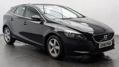Black Used 2015 Volvo V40 SE Hatchback | £10,050 (Fair price)