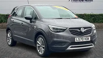 Used Vauxhall Crossland X S 110 HP (80 kW) 2020 Moonstone grey SUV