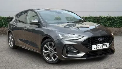 Used Ford Focus ST-Line 125 HP (91 kW) 2023 Grey Hatchback