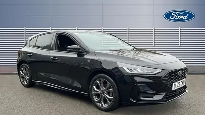 Used Ford Focus ST-Line 125 HP (91 kW) 2023 Black Hatchback