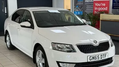 Usado Skoda Octavia SE 150 HP (110 kW) 2016 Branco Carrinha