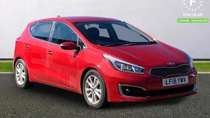 Usado Kia Ceed 135 HP (99 kW) 2018 Vermelho Citadino