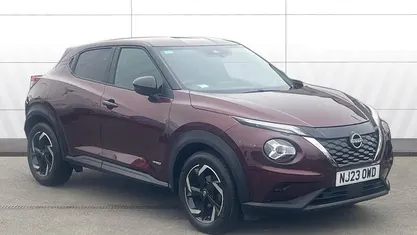 Used Nissan Juke N-Connecta 143 HP (105 kW) 2023 Red SUV