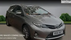 Used 2014 Toyota Auris Hybrid Hatchback | £9,290 (Fair price)