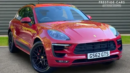 Used Porsche Macan 360 HP (264 kW) 2017 Red SUV