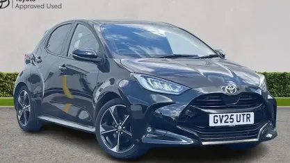 Used Toyota Yaris 131 HP (96 kW) 2025 Black Hatchback