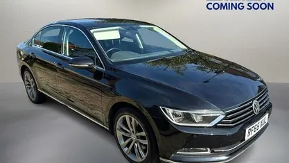 Black Used 2016 VW Passat GT Sedan | £12,350 (Fair price)