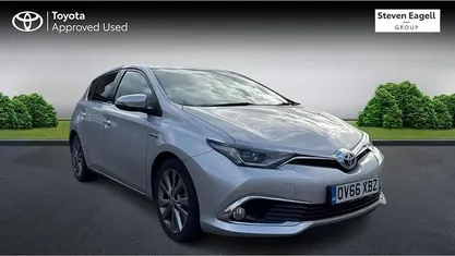 Used Toyota Auris Hybrid 136 HP (100 kW) 2017 Hatchback