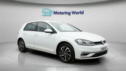 Używany VW Golf VII Match 116 KM (85 kW) 2019 Hatchback