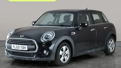 Used Mini Cooper Classic 136 HP (100 kW) 2019 Black Hatchback