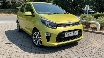 Used Kia Picanto 67 HP (49 kW) 2020 Yellow Hatchback
