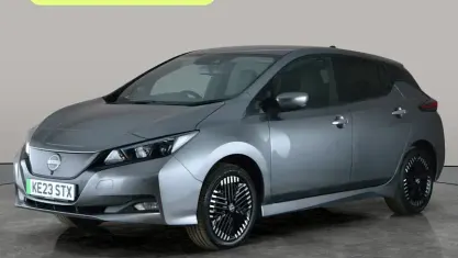 Używany Nissan Leaf N-Connecta 160 kW (218 KM) 2022 Szary Hatchback