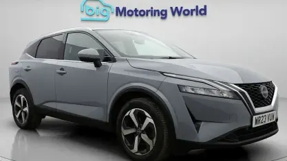 Usado Nissan Qashqai N-Connecta 140 CV (102 kW) 2023 Gris SUV