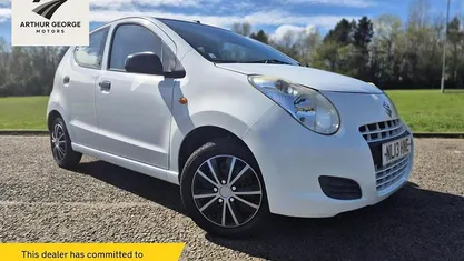 Used Suzuki Alto 68 HP (50 kW) 2013 White Hatchback