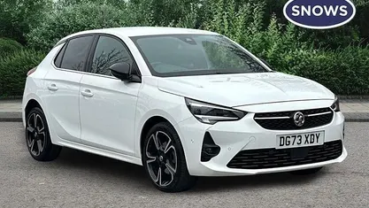 Used Vauxhall Corsa Ultimate 131 HP (96 kW) 2023 White Hatchback