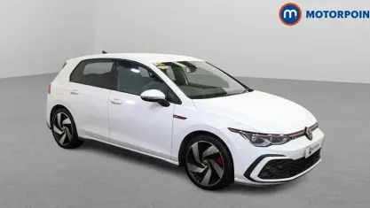 Używany VW Golf VIII GTI 245 KM (180 kW) 2024 Biały Hatchback