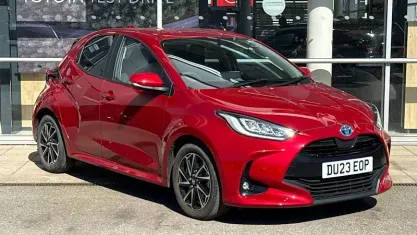Używany Toyota Yaris Hybrid Design 116 KM (85 kW) 2026 Hatchback