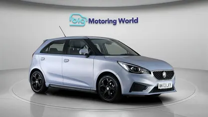 Used MG MG3 Exclusive 106 HP (77 kW) 2023 Silver Hatchback