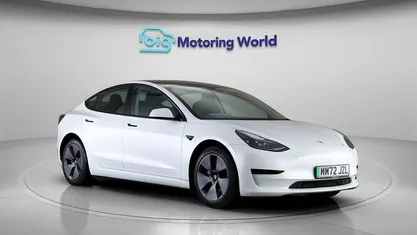 Used Tesla Model 3 RWD 208 kW (283 HP) 2022 White Sedan