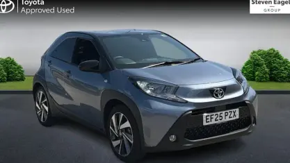 Used Toyota Aygo X 72 HP (52 kW) 2025 Grey SUV