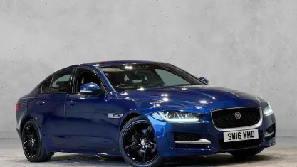 Używany Jaguar XE R-Sport 179 KM (131 kW) 2019 Sedan/Limuzyna