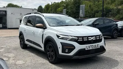 Used Dacia Jogger Extreme 110 HP (80 kW) 2025 MPV