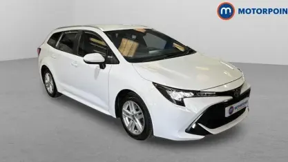 Second-hand Toyota Corolla 184 CP (135 kW) 2022 Alb Break