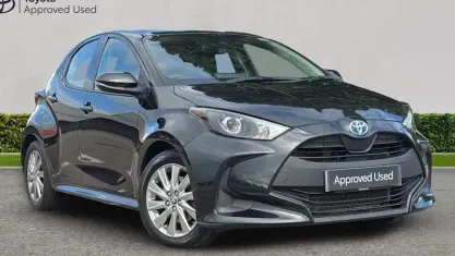 Used Toyota Yaris 116 HP (85 kW) 2023 Black Hatchback