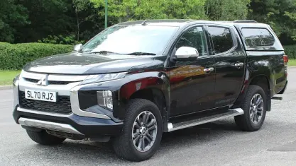 Used Mitsubishi L200 150 HP (110 kW) 2020 Black Pickup