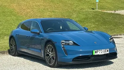 Used Porsche Taycan 4S Sport Turismo Performance Package 419 kW (571 HP) 2023 Blue Estate