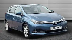 Blue Used 2018 Toyota Auris Hybrid Hatchback | £13,401 (Fair price)