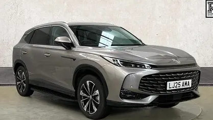 Silver Used 2025 MG HS Trophy SUV | £26,490 (Fair price)