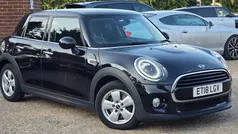 Black Used 2018 Mini Cooper Hatch Hatchback | £10,449 (Good price)