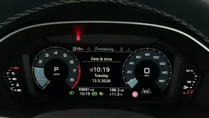 Usado Audi Q3 S-Line 150 CV (110 kW) 2022 Gris SUV