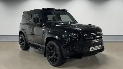 Used Land Rover Defender HSE Dynamic 249 HP (183 kW) 2025 SUV