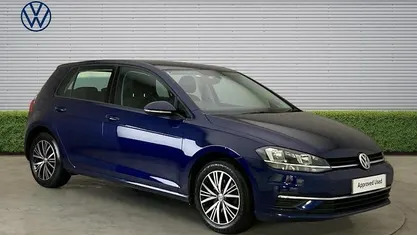 Used VW Golf VII SE 125 HP (91 kW) 2018 Hatchback