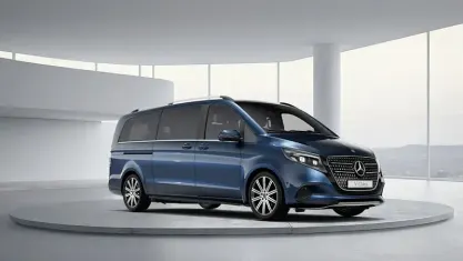 New Mercedes V220 Premium 163 HP (119 kW) 2026 MPV