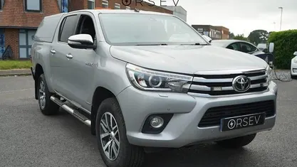 Used Toyota HiLux 150 HP (110 kW) 2020 Pickup