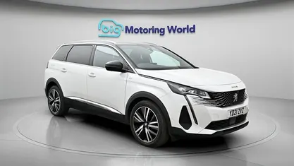 Used Peugeot 5008 Premium 131 HP (96 kW) 2021 White SUV