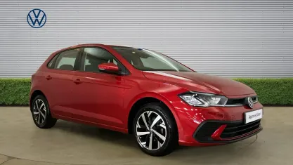 Used VW Polo Life 95 HP (69 kW) 2022 Red Hatchback