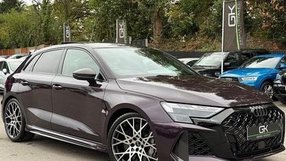 Usado Audi RS3 Exclusive 400 HP (294 kW) 2025 Roxo Sedan