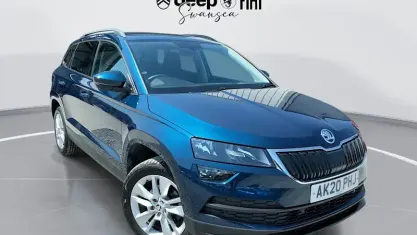 Used Skoda Karoq SE Technology 150 HP (110 kW) 2020 Blue SUV
