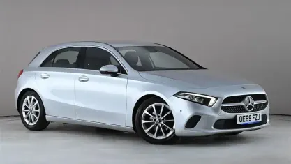 Używany Mercedes A180 Executive 116 KM (85 kW) 2019 Srebrny Hatchback