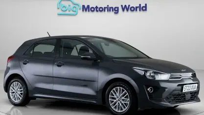 Used Kia Rio 101 HP (74 kW) 2022 Grey Hatchback