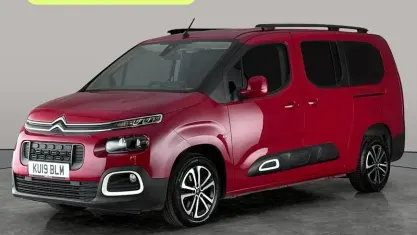 Used Citroën Berlingo Flair 110 HP (80 kW) 2019 Red MPV