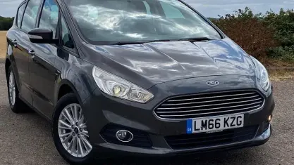 Used Ford S-MAX Zetec 150 HP (110 kW) 2016 Grey MPV