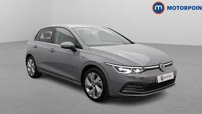 Used VW Golf VIII Style 131 HP (96 kW) 2024 Hatchback