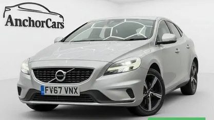 Used Volvo V40 R-Design 122 HP (89 kW) 2018 Silver Hatchback