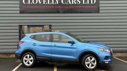Blue Used 2017 Nissan Qashqai Acenta SUV | £7,499 (Fair price)