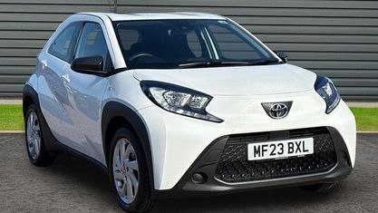 Używany Toyota Aygo X PURE 72 KM (52 kW) 2025 SUV